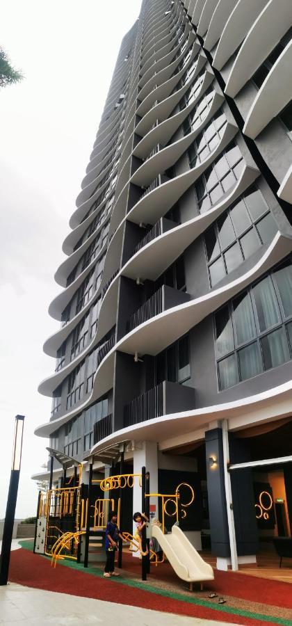 Apartment Auranadtroikakb Wifi-netflix-coway Kota Bharu