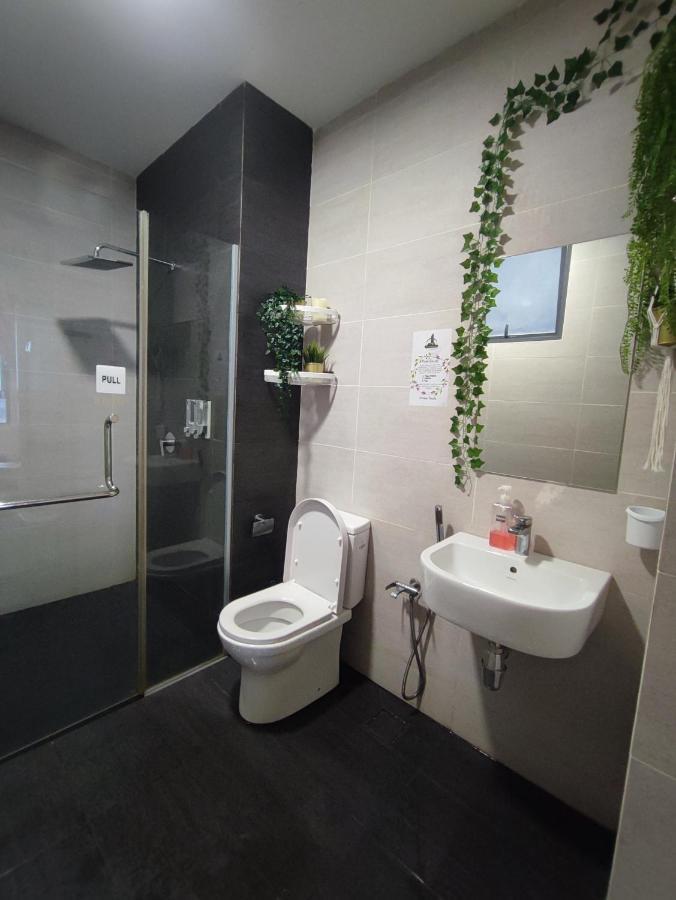 Apartment Auranadtroikakb Wifi-netflix-coway Kota Bharu